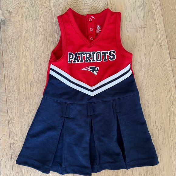 NFL Team Apparel Patriots Cheer Dress 18Months - Picture 1 of 2